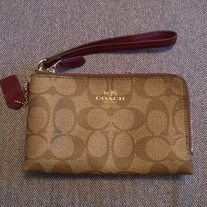Vintage Coach double zip wristlet